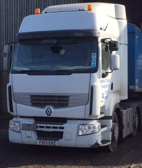 Renault 460 Dxi Premium 2013 - Worldwide Shipping & UK Export by Clugston International.