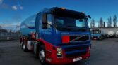 Side View: 2011 Volvo FM370 6x2 fuel tanker with 19,000-liter aluminum tank, 4 compartments, and Gardner Denver metering.