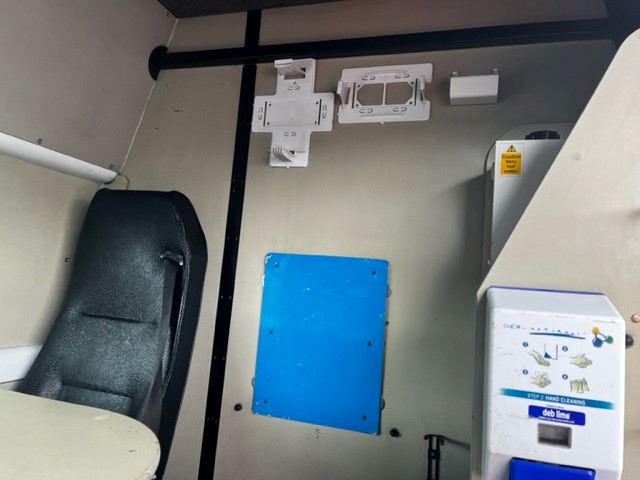 2007 Ford Transit Crew | Worldwide Shipping | UK Export to any port by Clugston International |