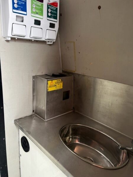 2007 Ford Transit Crew | Worldwide Shipping | UK Export to any port by Clugston International |