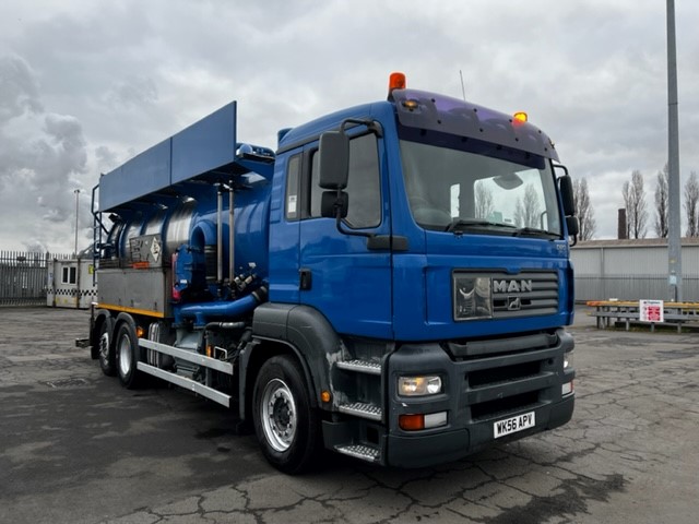 Used 2006 MAN 26.313 Vacuum & Jet Truck | UK Export to Asia or Africa by Clugston International