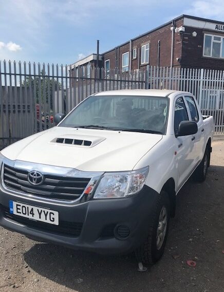 Used Toyota Hilux D-4D Active | UK Truck Export to Africa | Clugston International