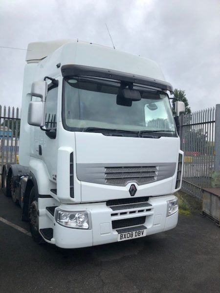 Used Renault 450 Dxi Premium 2008 | UK Truck Export to Africa | Clugston International