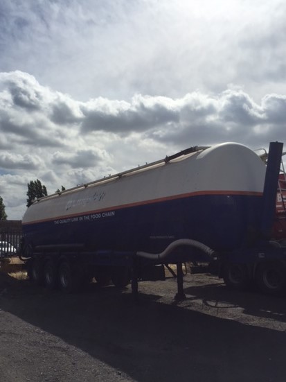 Used Bulk Powder Tipping Tanker for Sale | UK Export to Africa | Clugston International