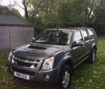 Used 2011 Isuzu Rodeo Denver for Export to Africa: Reliable & Durable SUV for Rugged African Terrain.