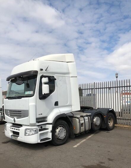Renault 460 Dxi Premium 2010 for sale from the UK, by Clugston International.