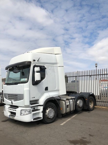 Renault 460 Dxi Premium 2010 for sale from the UK, by Clugston International.