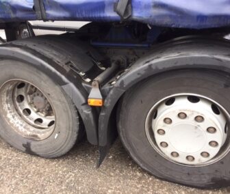 Renault 450 DXI Premium 2007 for sale from the UK.