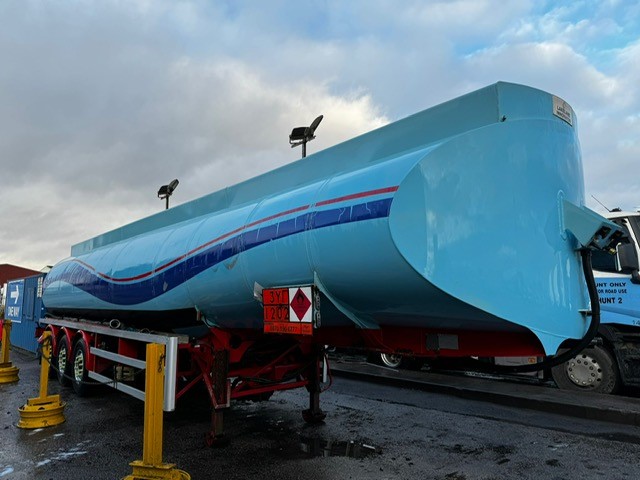 2008 Lakeland 42,800 ltr fuel tanker trailer for sale. Worldwide shipping from the UK.