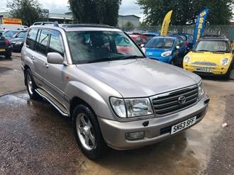 Toyota Land Cruiser Amazon 4.2 2003 for UK Export by Clugston International.