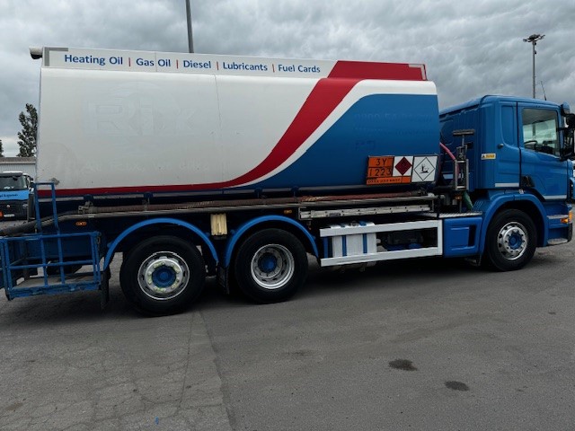 2013 Scania P360 6x2 Fuel Tanker - Manual, 20,000 Litre Aluminium Barrel. Large Selection of Similar Trucks Available. Contact Us Today! Worldwide Shipping