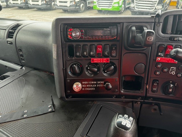 2013 Scania P360 6x2 Fuel Tanker - Manual, 20,000 Litre Aluminium Barrel. Large Selection of Similar Trucks Available. Contact Us Today! Worldwide Shipping