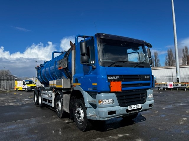 Blue DAF Tanker Truck, with a large shot of a tank on the side.