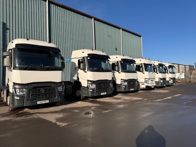 2018 Renault T460 6x2 Tractor Units | Multiple Units Available | 500k-700k km | Expertly Maintained by Renault Technicians | Available for Global Export | Used Commercial Vehicles from Clugston International