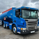 Choosing Between Tractor Units and Rigid Trucks for Your Fleet