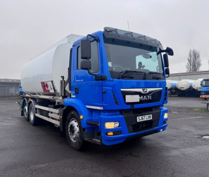 Used 2018 MAN TGM 26.340 fuel tanker with 20,000L capacity, Euro 6, blue cab, aluminum tank, SJ67LXM, available for worldwide shipping