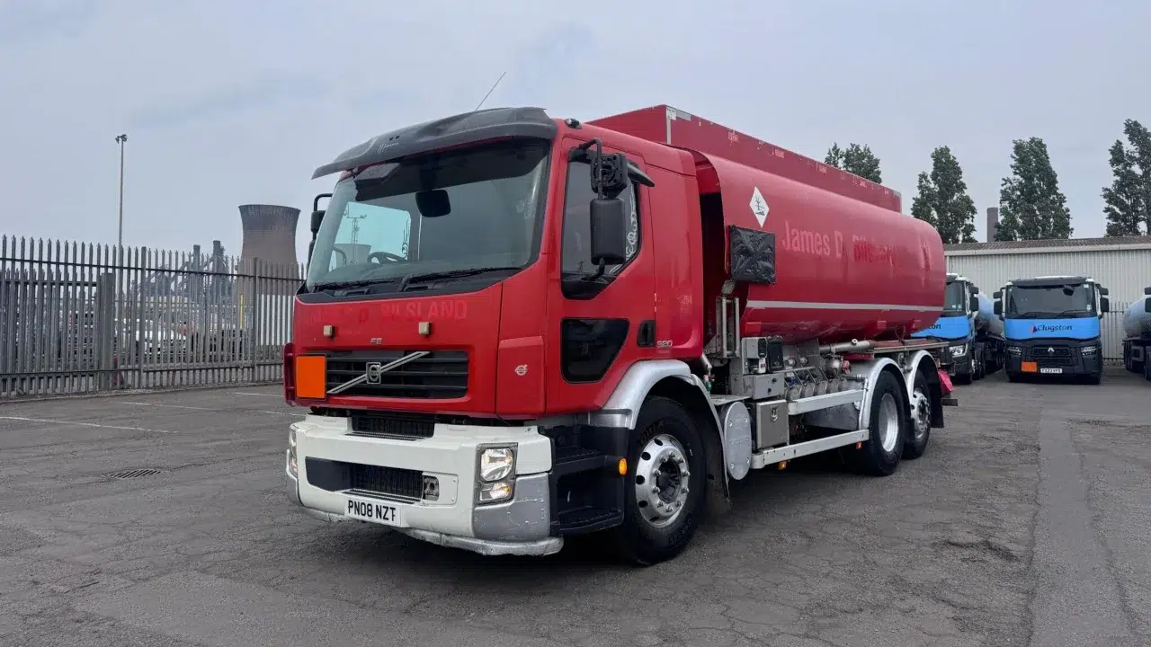 Video tour of 2008 Volvo FE320 6x2 fuel tanker with 19,100 litre capacity, available for sale with worldwide shipping from the UK