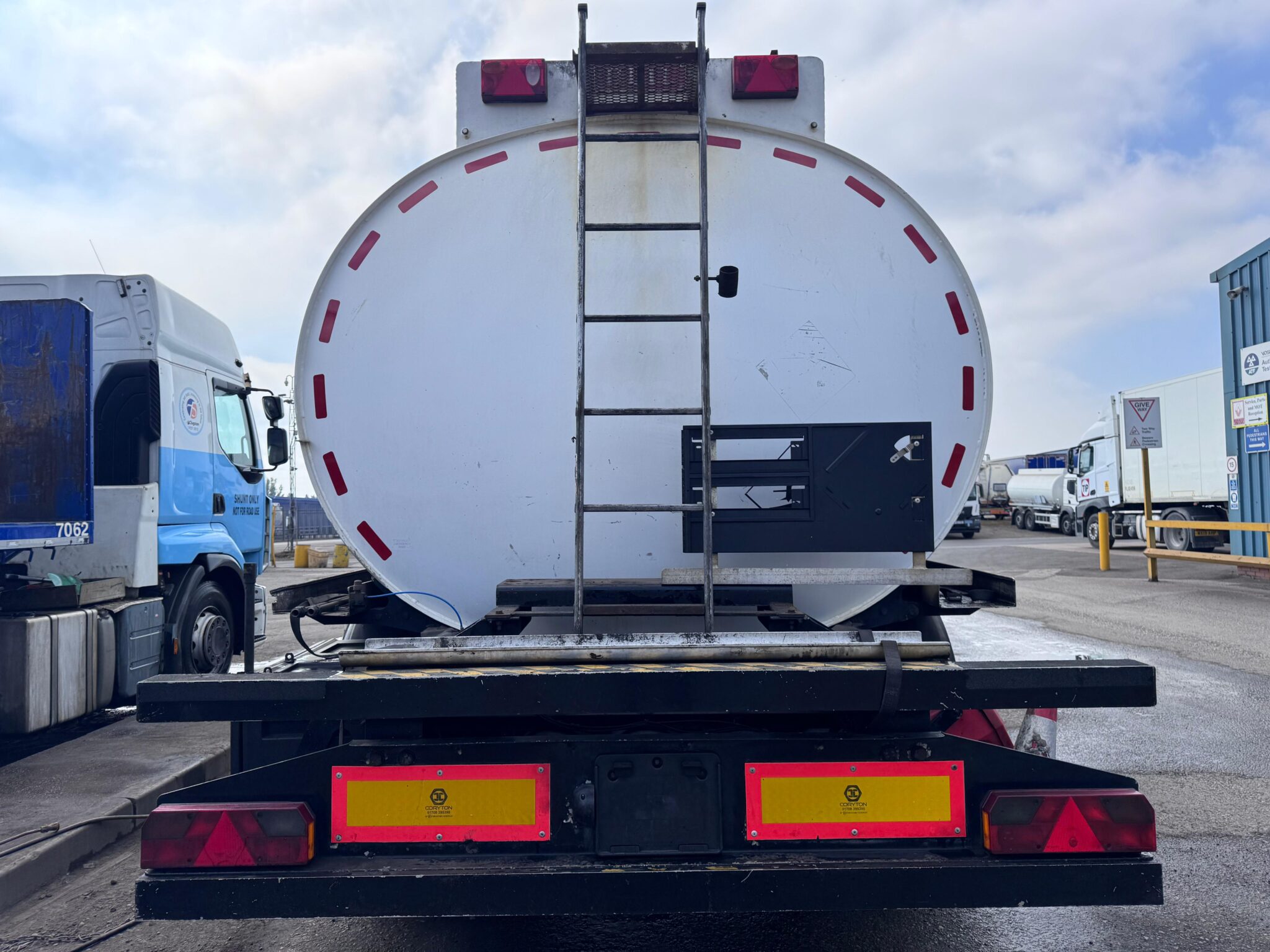 2003 Heil Urban Fuel Tanker