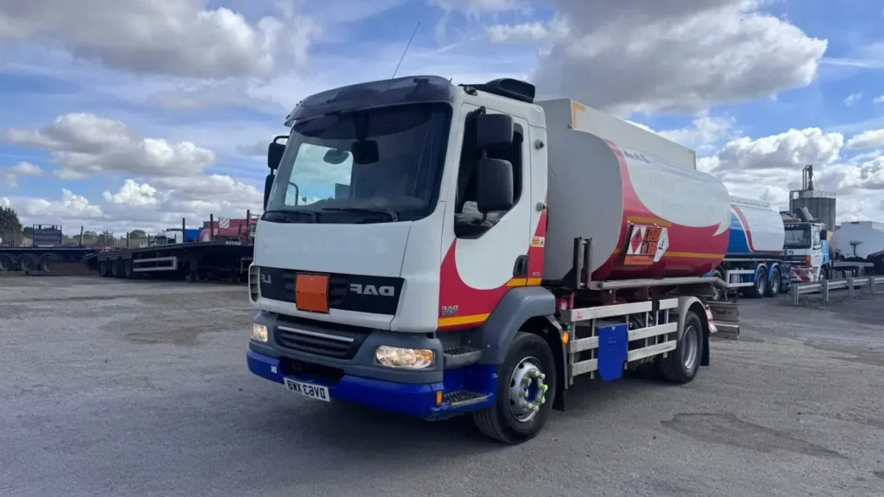 A 2013 DAF LF55.220 4x2 fuel tanker truck. Click to play a video tour of this used DAF truck, which is for sale in the UK.