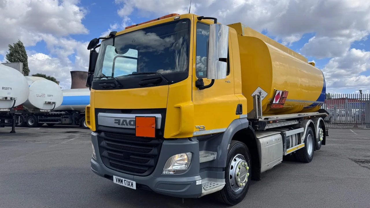 2017 DAF CF330 6x2 Fuel Tanker Video Thumbnail - 19,000 Litre