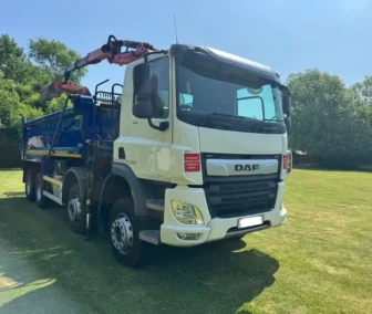 2022 DAF CF450 8x4 tipper grab in white with blue Thompsons steel tipper body and red Palfinger Epsilon ML125 crane, Euro 6 automatic, available from Clugston International